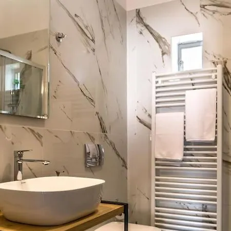 Casa vacanze Charming Kiklamino In Agios Mattheos La Canea
